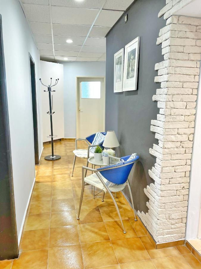 Apartment компас