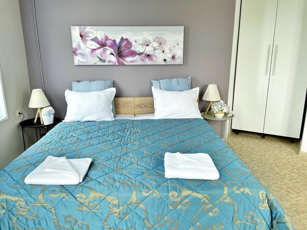 компас Apartment Burgas