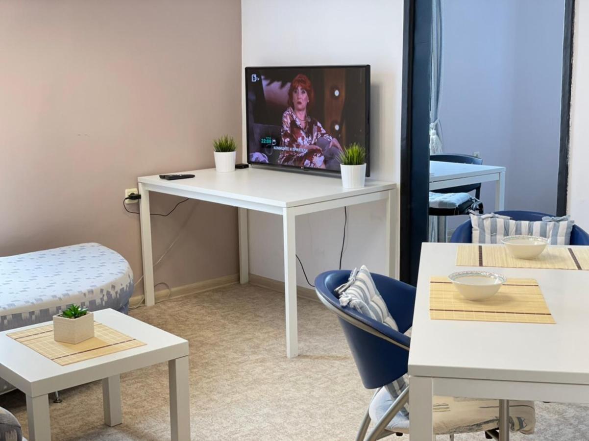 Apartment компас